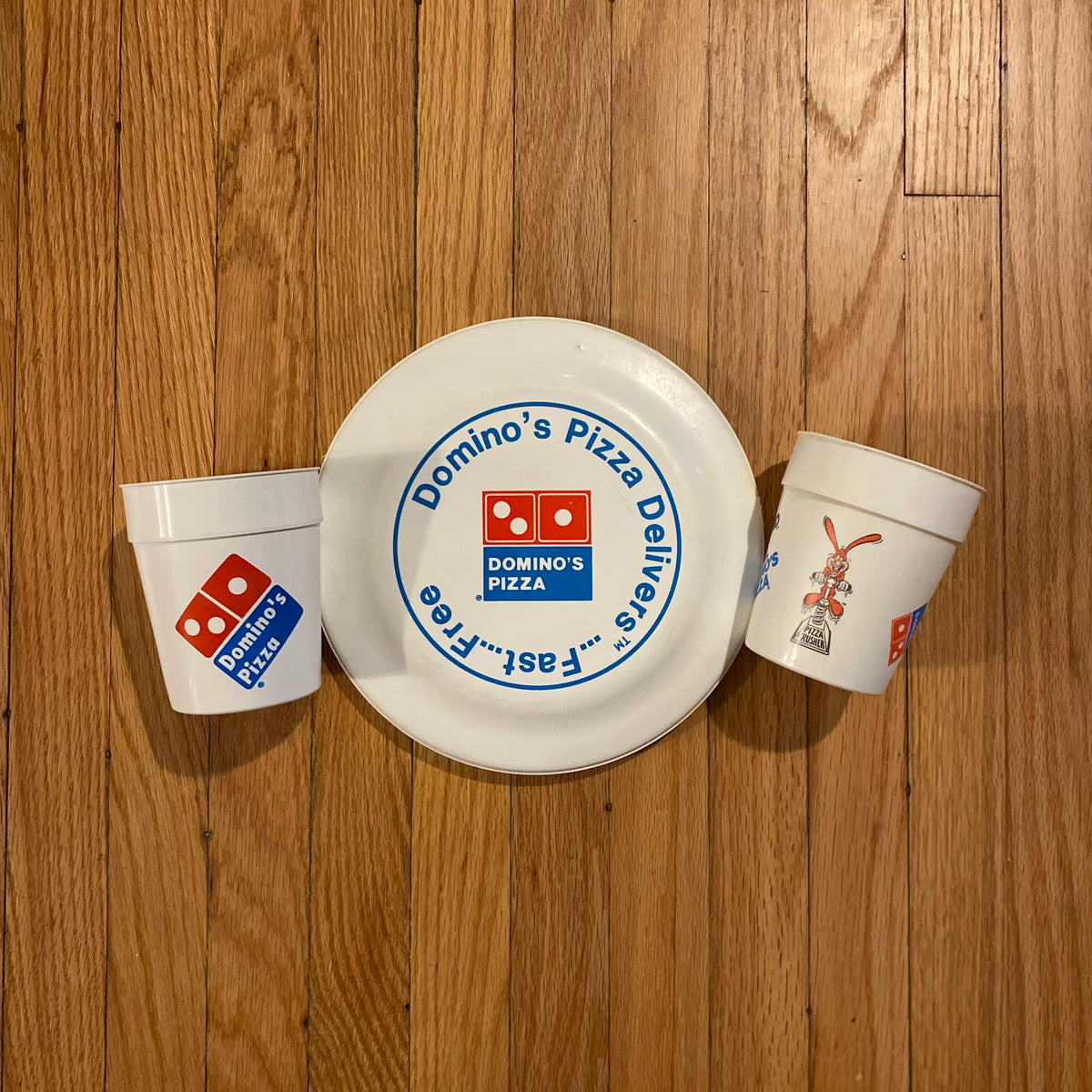 ドミノピザ dominospizza ピンバッジ　海外　廃盤 Vintage Domino's Pizza Avoid the Noid Painters Hat, Noid Figure